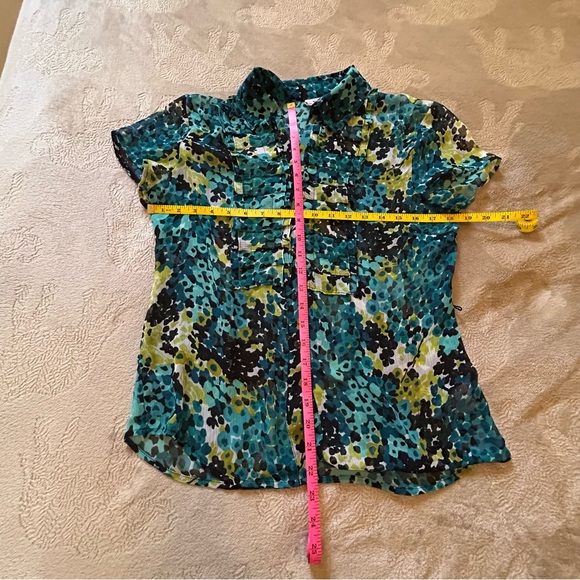 Worthington teal green blue yellow black sheer ruffled button down blouse Size M - Picture 8 of 8